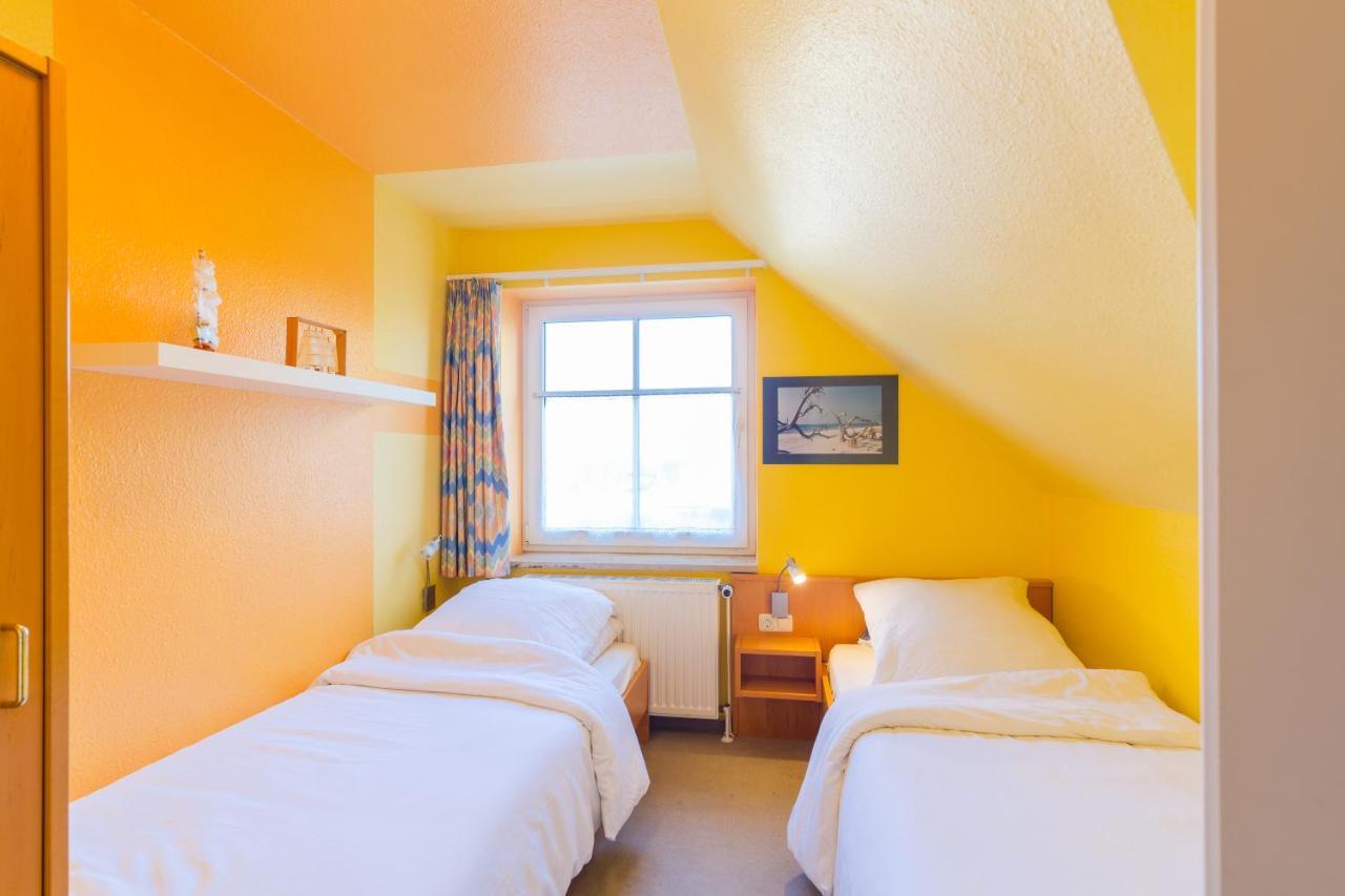 Der Suedschwede ... Dein Gaestehaus Mitten In Zingst Und Nah Zum Strand Екстер'єр фото