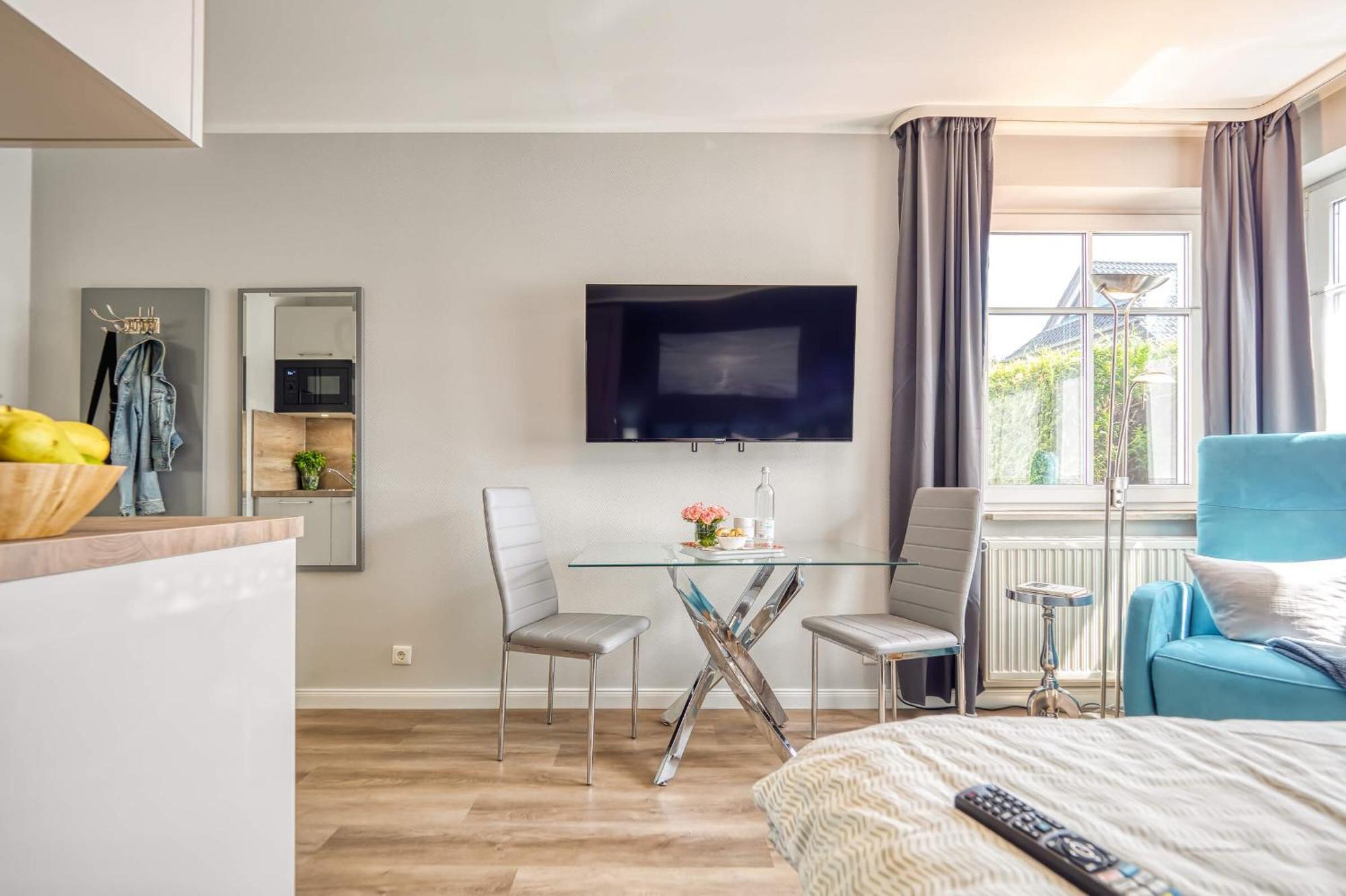 Der Suedschwede ... Dein Gaestehaus Mitten In Zingst Und Nah Zum Strand Екстер'єр фото